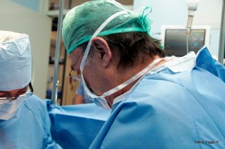 Equipo médico trabajando