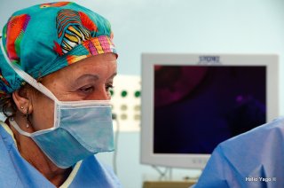 Equipo médico trabajando