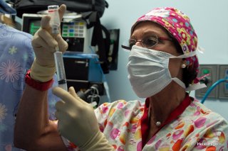 Equipo médico trabajando