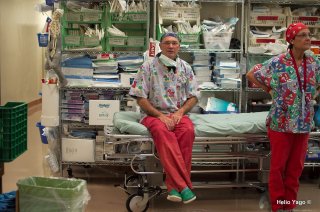 Equipo médico trabajando