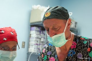 Equipo médico trabajando