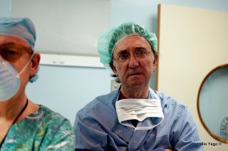 Equipo médico trabajando