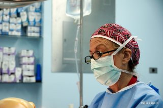 Equipo médico trabajando