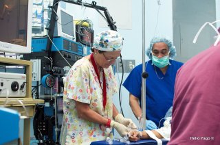 Equipo médico trabajando