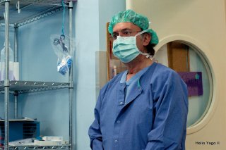 Equipo médico trabajando